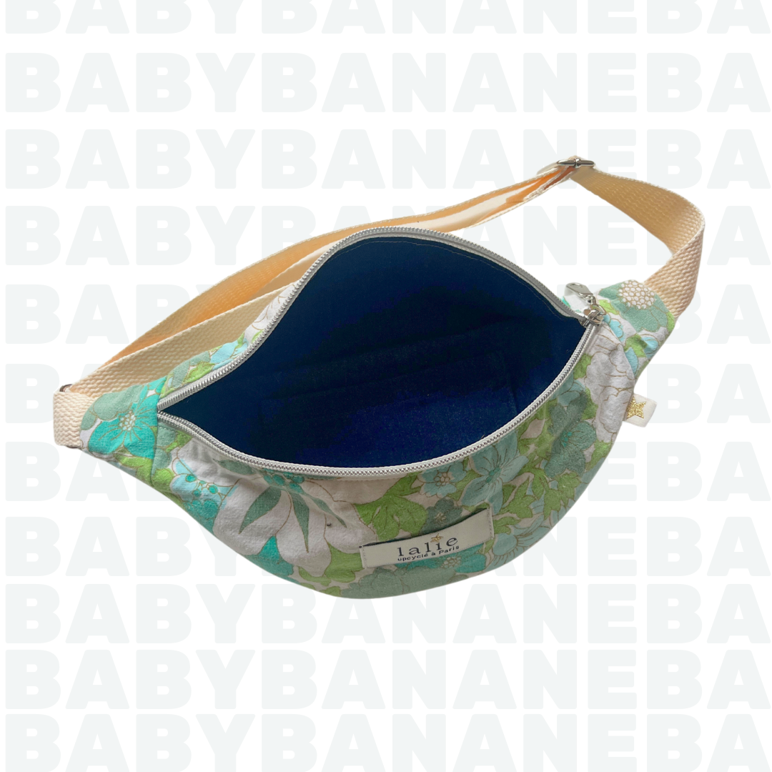 Banane_enfant_rayures_fleuri_turquoise_ouvert_lalieparis_upcycling_f0a2a81a-cb82-4448-a00e-36252266e2ff