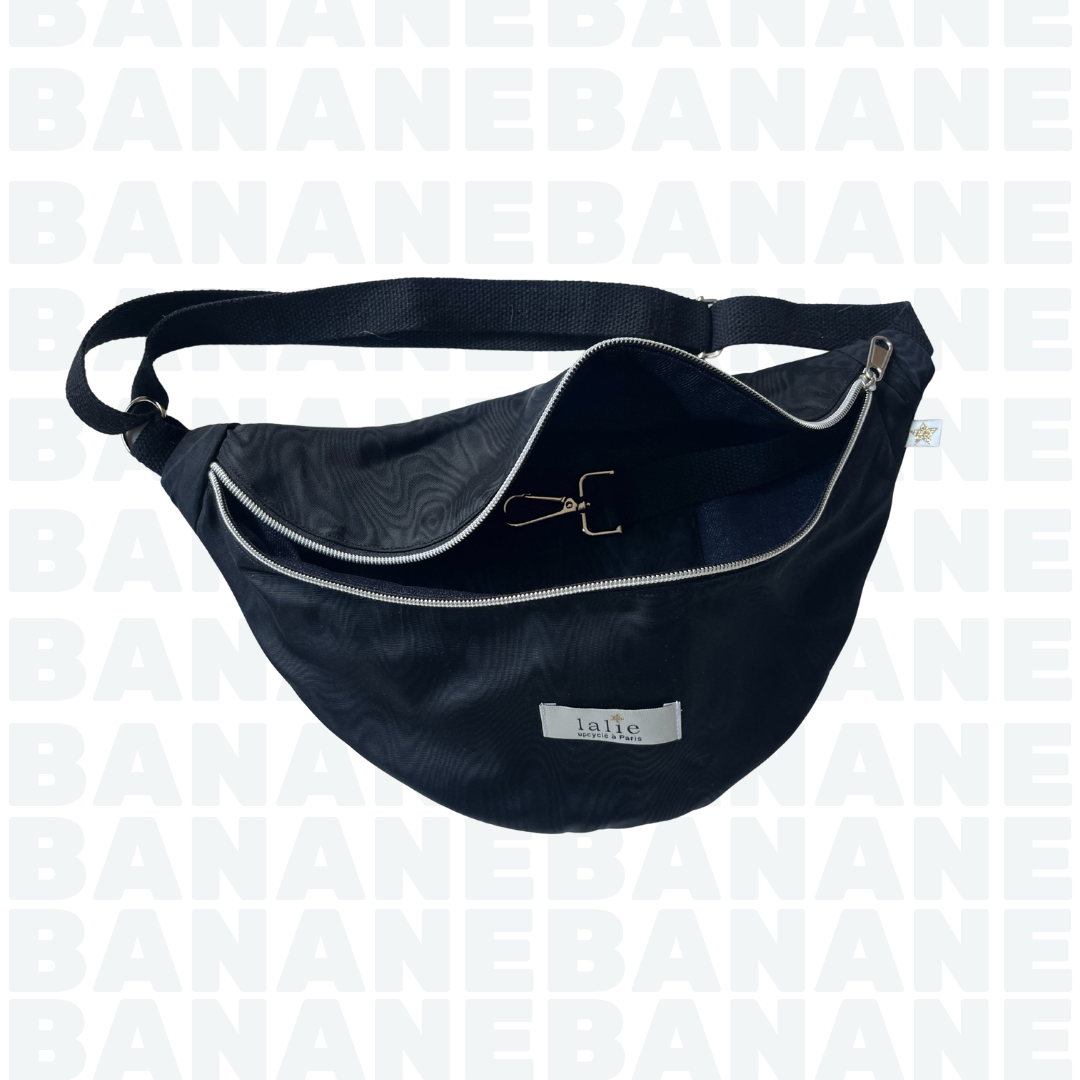 Banane noire texturée - Pièce unique