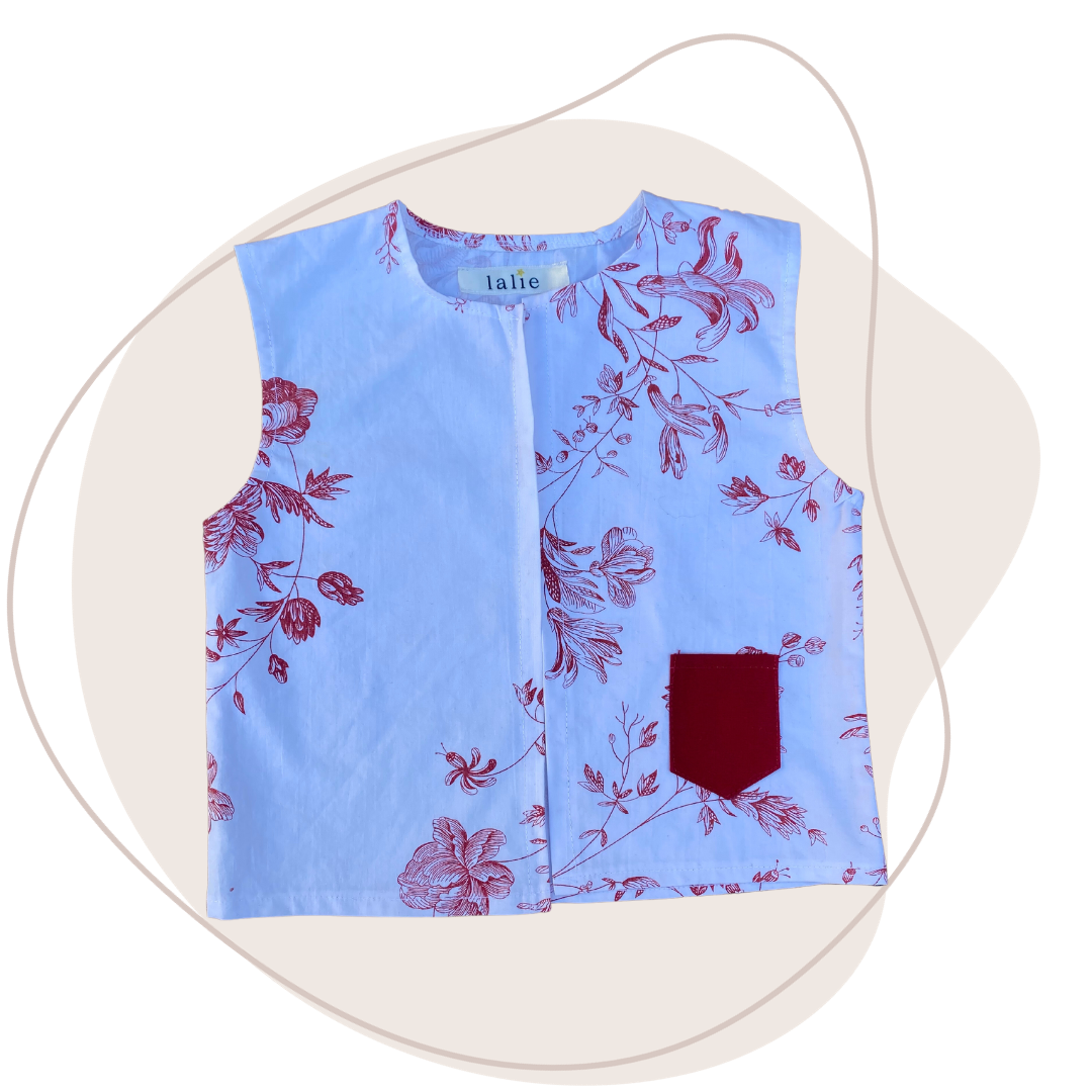 Gilet-fleuri-blanc-rouge-lalieparis-devant-2a
