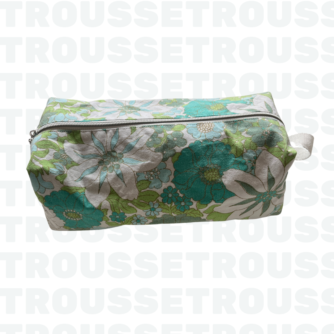 Trousse de toilette fleurs turquoises