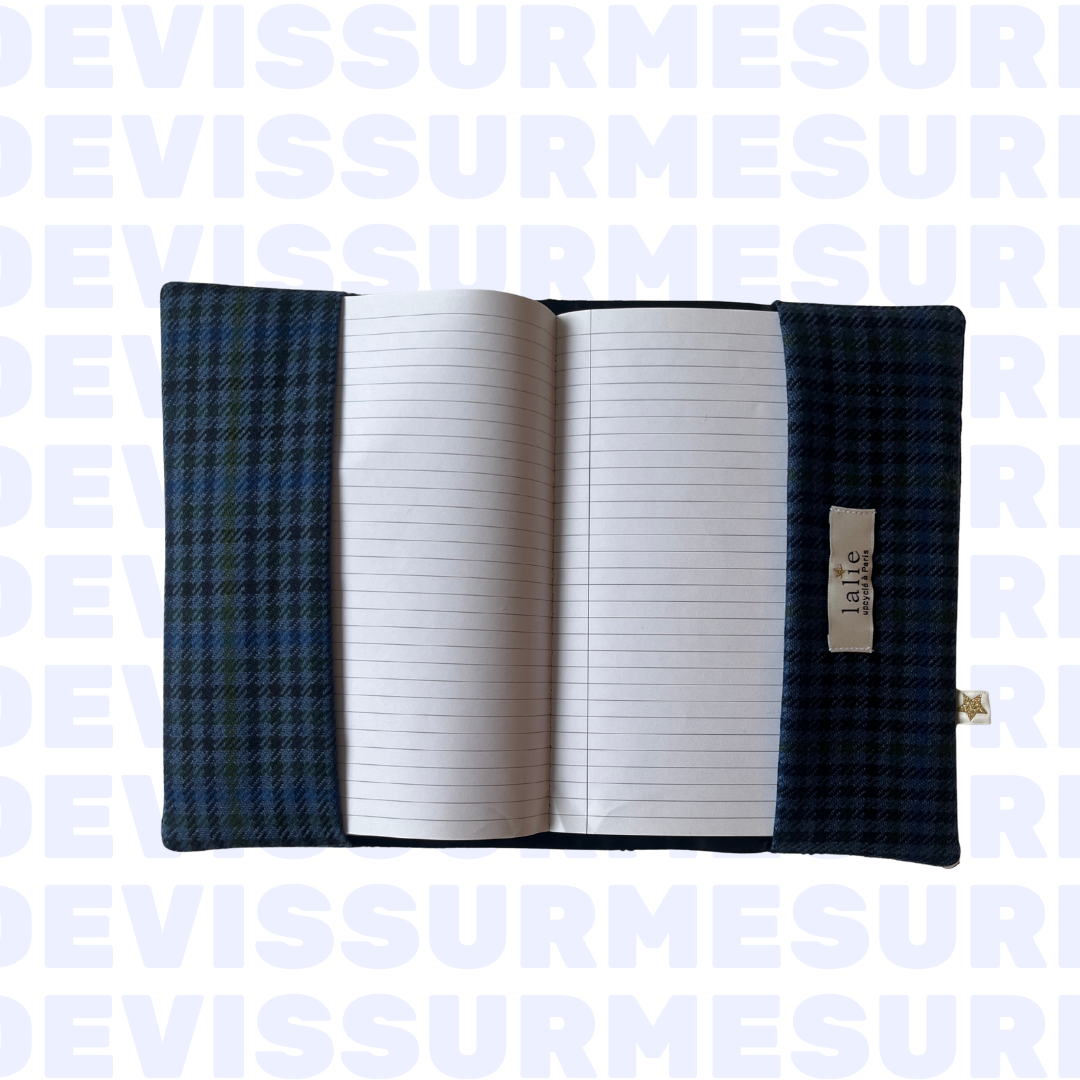 protege_carnet_sur_mesure_lalieparis_upcycling